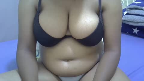 Snapshot of sisibrown97 chatting on 01/13/25, 12:45 brown online show from 01/13/25, 12:45