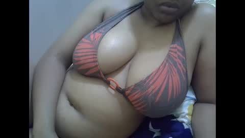 Snapshot of sisibrown97 chatting on 09/10/25, 10:48 brown online show from 09/10/25, 10:48