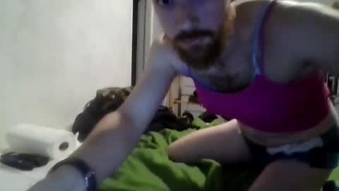 Snapshot of sissiebeard chatting on 09/16/25, 09:43 sissiebeard online show from 09/16/25, 09:43