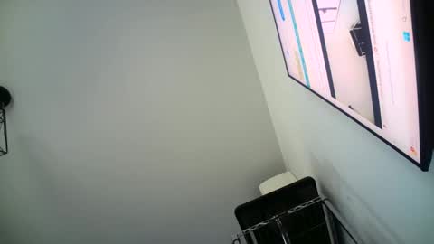 RESPONDS WELL TO ... online show from 01/28/25, 06:27