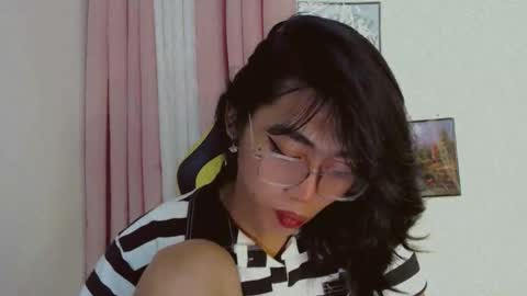 Snapshot of sizka_ford chatting on 11/13/25, 04:06 Sizka online show from 11/13/25, 04:06