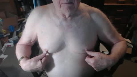 sjbottomboi online show from 11/12/25, 11:58