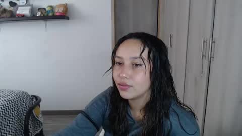 Snapshot of skarlet_adams chatting on 01/10/25, 07:54 Alice online show from 01/10/25, 07:54
