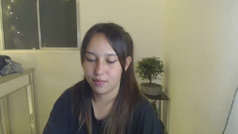 Snapshot of skarlet_adams chatting on 01/21/25, 03:37 Alice online show from 01/21/25, 03:37