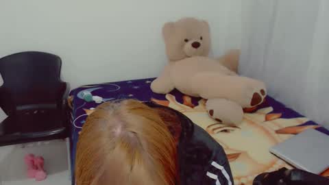 Arlett online show from 10/16/25, 03:07