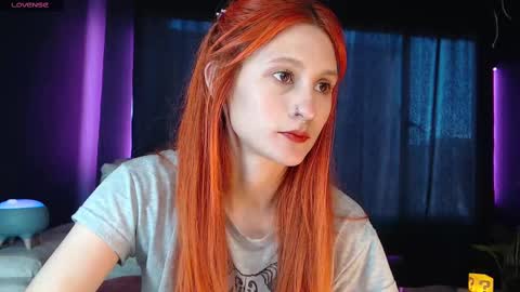 Snapshot of skinny_raven chatting on 09/21/25, 05:03 Marion online show from 09/21/25, 05:03