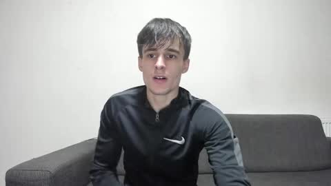 Snapshot of skinnyguywithbigd chatting on 01/09/25, 08:44 skinnyguywithbigd online show from 01/09/25, 08:44