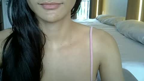 Snapshot of skinnykittencam chatting on 10/08/25, 12:36 skinnykittencam online show from 10/08/25, 12:36