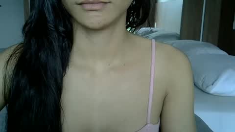 Snapshot of skinnykittencam chatting on 10/18/25, 12:39 skinnykittencam online show from 10/18/25, 12:39