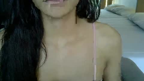 Snapshot of skinnykittencam chatting on 11/09/25, 04:49 skinnykittencam online show from 11/09/25, 04:49