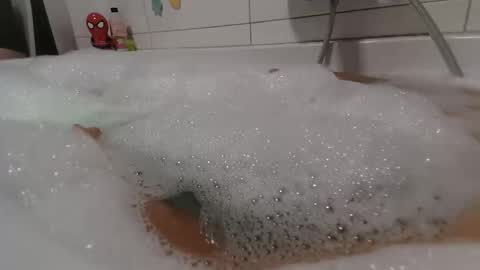 Snapshot of skinnymilf14021986 chatting on 11/17/25, 07:41 skinnymilf14021986 online show from 11/17/25, 07:41