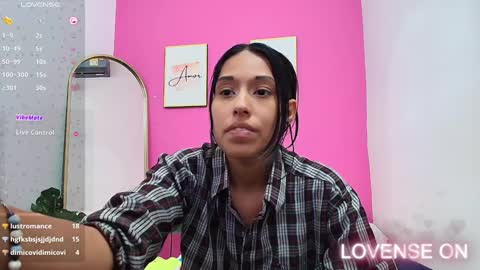 Snapshot of skinnyneighbour_ chatting on 01/11/25, 06:03 Karla online show from 01/11/25, 06:03