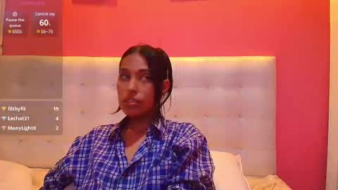 Snapshot of skinnyneighbour_ chatting on 02/15/25, 10:00 Karla online show from 02/15/25, 10:00