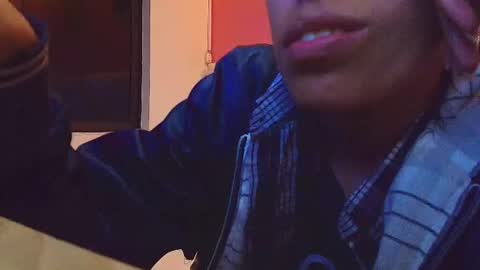 Snapshot of skinnyneighbour_ chatting on 02/19/25, 03:06 Karla online show from 02/19/25, 03:06