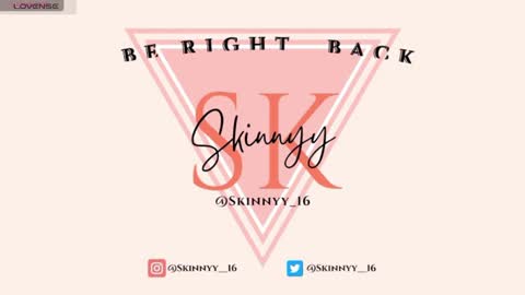 Snapshot of skinnyy_16 chatting on 01/30/25, 06:46 Skinny online show from 01/30/25, 06:46