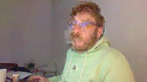 Snapshot of sklave_s chatting on 09/11/25, 07:19 sklave_s online show from 09/11/25, 07:19