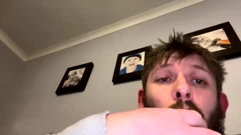 Snapshot of skuzzy25 chatting on 01/07/25, 12:03 skuzzy25 online show from 01/07/25, 12:03