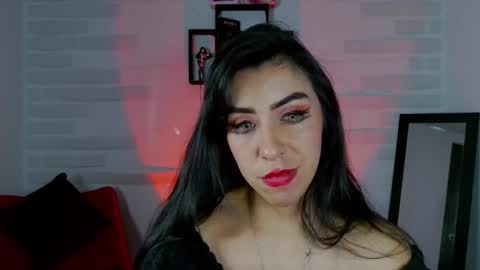 Snapshot of sky_girl1 chatting on 01/09/25, 06:27 Mile online show from 01/09/25, 06:27