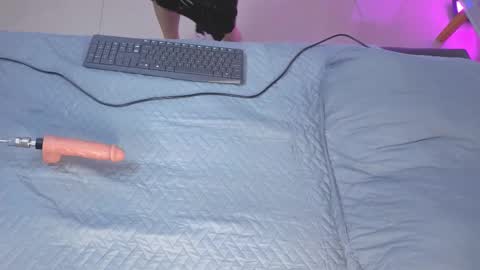 Snapshot of sky_johnson_ chatting on 11/05/25, 07:14 sky_johnson_ online show from 11/05/25, 07:14