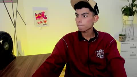 Daniel online show from 10/12/25, 04:22