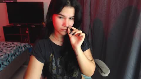 Snapshot of sky_lover_ chatting on 09/22/25, 09:11 Sky online show from 09/22/25, 09:11