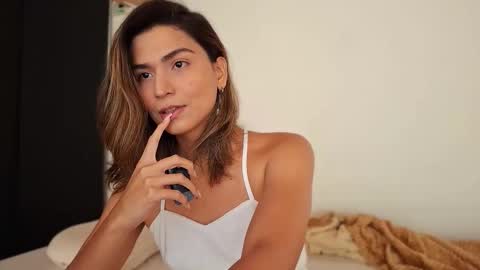 Vi online show from 10/24/25, 03:58