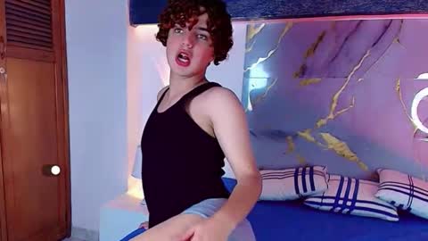 Angel online show from 11/12/25, 08:30