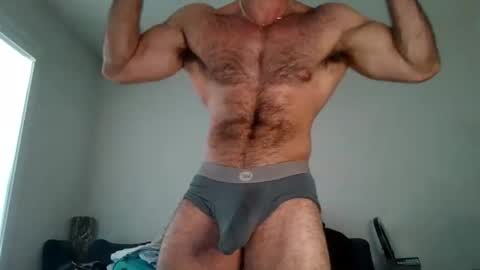 Snapshot of skylerflexes chatting on 09/10/25, 10:43 Skyler Flexes online show from 09/10/25, 10:43