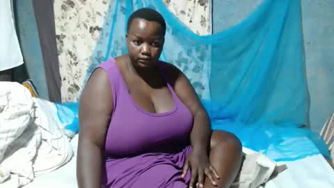 Snapshot of skylla07 chatting on 11/07/25, 06:13 sheliah online show from 11/07/25, 06:13