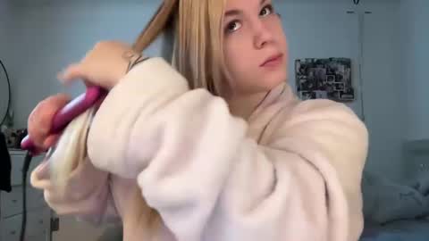 skymay777 online show from 10/14/25, 05:03