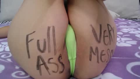 Snapshot of skynny_horney chatting on 12/05/24, 04:31 Skynny online show from 12/05/24, 04:31