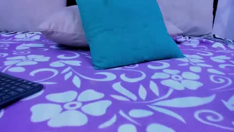 Snapshot of skynny_horney chatting on 01/15/25, 09:30 Skynny online show from 01/15/25, 09:30