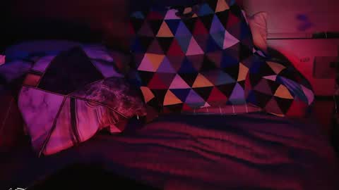 Snapshot of skyonetoo3 chatting on 02/09/25, 01:11 skyonetoo3 online show from 02/09/25, 01:11