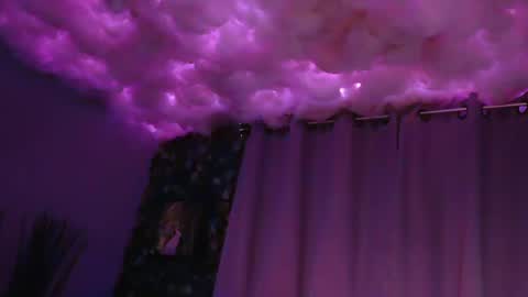 Snapshot of skyonetoo3 chatting on 02/18/25, 06:26 skyonetoo3 online show from 02/18/25, 06:26