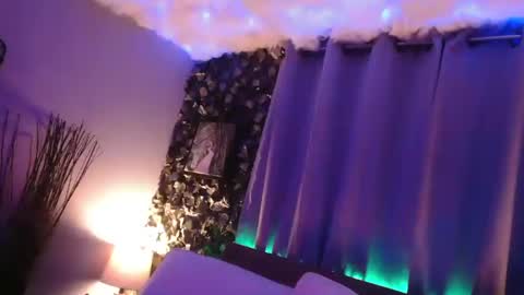 Snapshot of skyonetoo3 chatting on 02/24/25, 05:22 skyonetoo3 online show from 02/24/25, 05:22