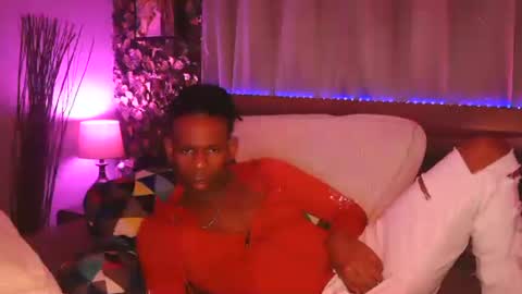 Snapshot of skyonetoo3 chatting on 11/01/25, 10:45 skyonetoo3 online show from 11/01/25, 10:45