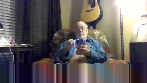 Snapshot of sladeisnaked chatting on 10/26/25, 01:00 sladeisnaked online show from 10/26/25, 01:00