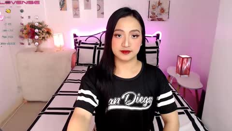 Snapshot of slave_amanda69 chatting on 02/11/25, 07:33 Queen Cyrine online show from 02/11/25, 07:33