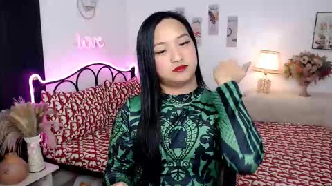 Snapshot of slave_amanda69 chatting on 09/14/25, 02:44 Queen Cyrine online show from 09/14/25, 02:44