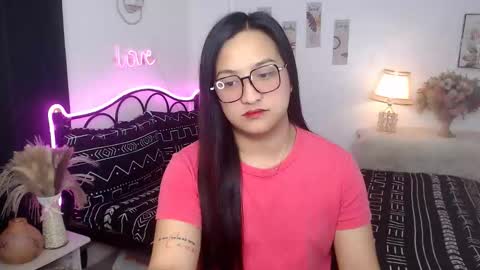 Snapshot of slave_amanda69 chatting on 09/21/25, 11:50 Queen Cyrine online show from 09/21/25, 11:50