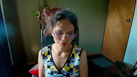 Snapshot of slavefuck chatting on 01/16/25, 09:19 SlaveFuck online show from 01/16/25, 09:19