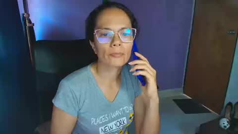 Snapshot of slavefuck chatting on 09/11/25, 09:59 SlaveFuck online show from 09/11/25, 09:59