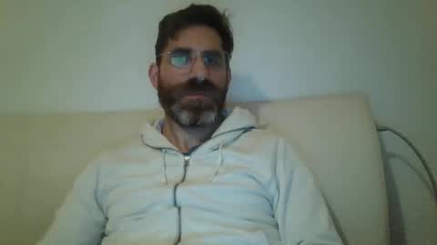 Snapshot of slavefuckfunhype chatting on 01/02/25, 10:22 camboy online show from 01/02/25, 10:22