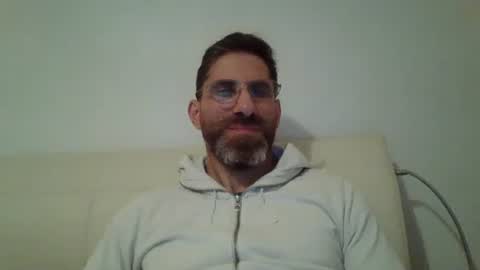 Snapshot of slavefuckfunhype chatting on 01/22/25, 09:43 camboy online show from 01/22/25, 09:43