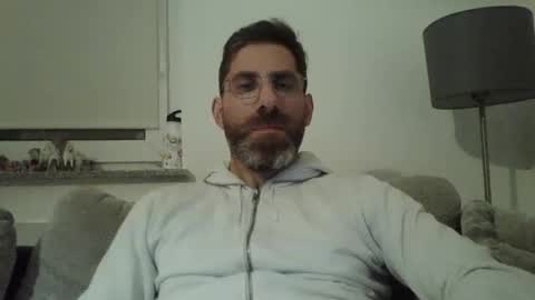 Snapshot of slavefuckfunhype chatting on 01/27/25, 07:13 camboy online show from 01/27/25, 07:13