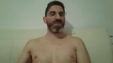 Snapshot of slavefuckfunhype chatting on 01/28/25, 09:08 camboy online show from 01/28/25, 09:08