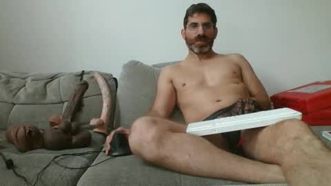 Snapshot of slavefuckfunhype chatting on 10/06/25, 11:40 camboy online show from 10/06/25, 11:40