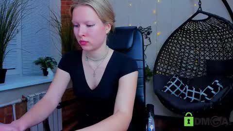 slavic_momm online show from 11/26/25, 03:13