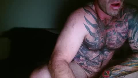 Snapshot of slayerdime85 chatting on 09/23/25, 12:30 slayerdime85 online show from 09/23/25, 12:30