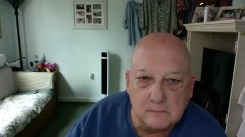 Snapshot of slick50000 chatting on 11/17/25, 08:25 slick50000 online show from 11/17/25, 08:25